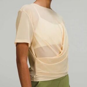 Lululemon Lightweight Mesh Reversible Yoga Tee
